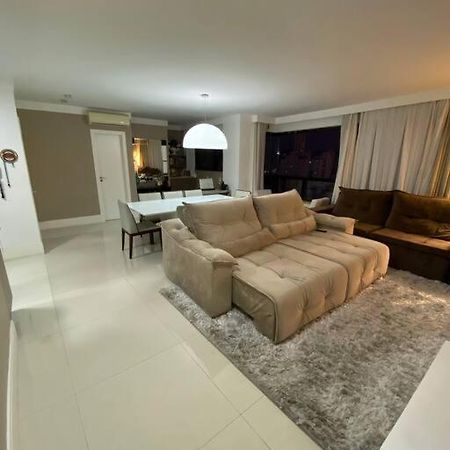Apartamento No Centro, Com Vista Mar E Cristo Luz Балнеариу-Камбориу Экстерьер фото