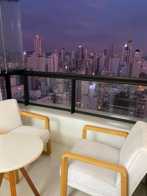 Apartamento No Centro, Com Vista Mar E Cristo Luz Балнеариу-Камбориу Экстерьер фото